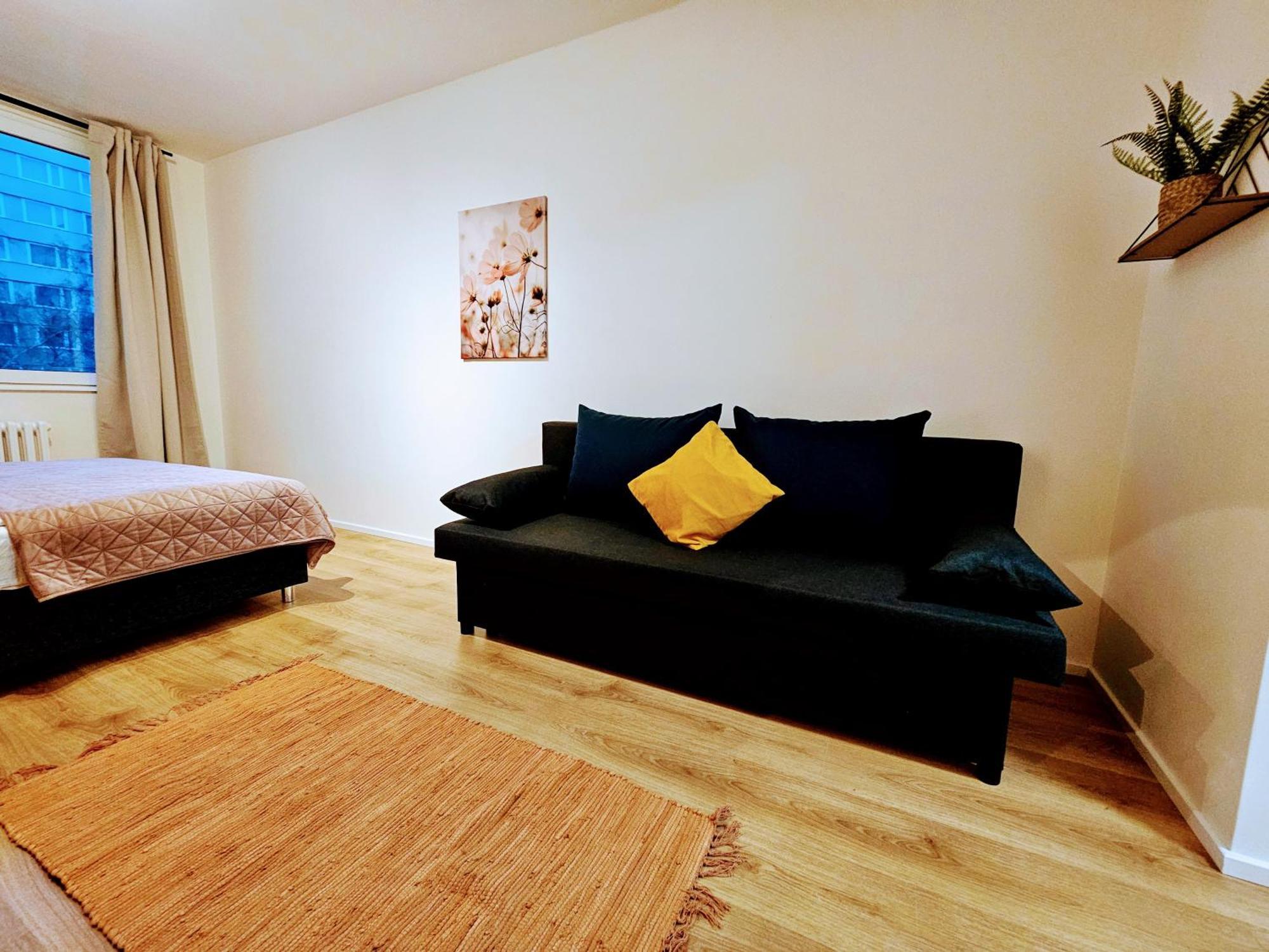 Lejlighed Live-inn Hotel-style 5 Apartments, 20 Mins To Centre, Gym, Reception, Free Parking, Lift, Roof Terrace & Game Prag