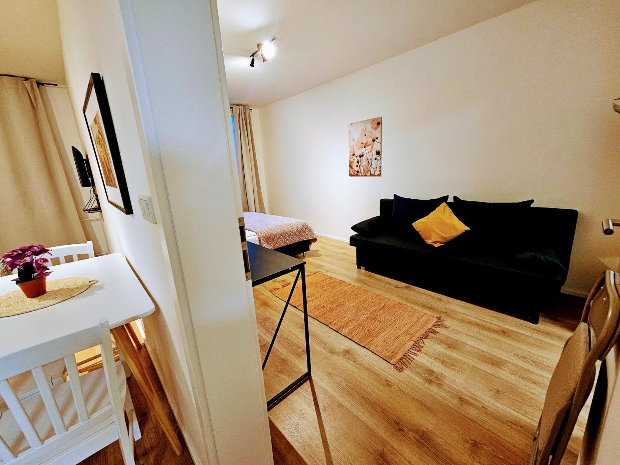 Lejlighed Live-inn Hotel-style 5 Apartments, 20 Mins To Centre, Gym, Reception, Free Parking, Lift, Roof Terrace & Game *